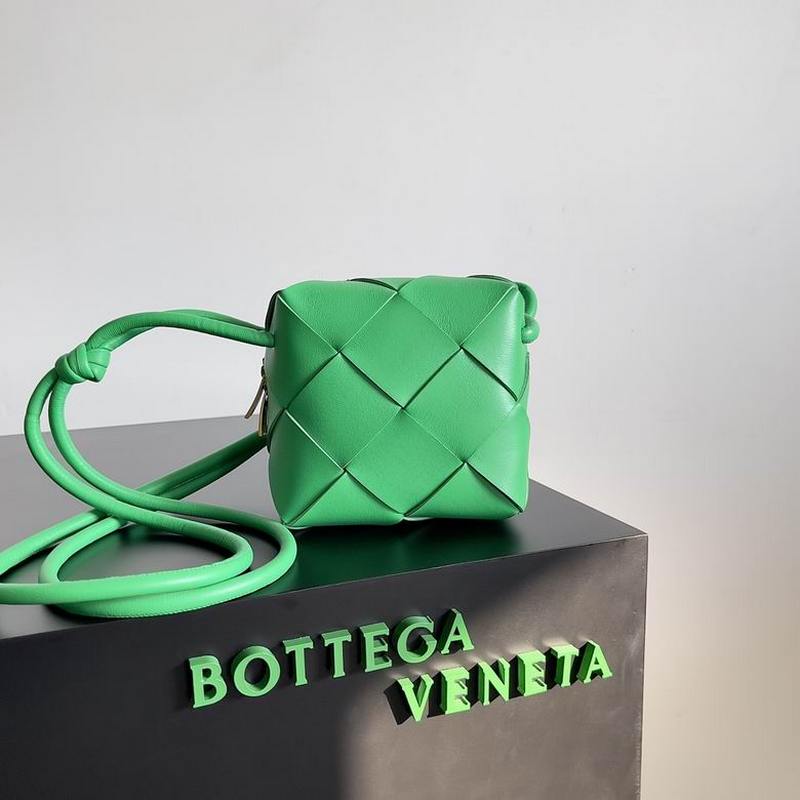 Bottega Veneta Handbags 494
